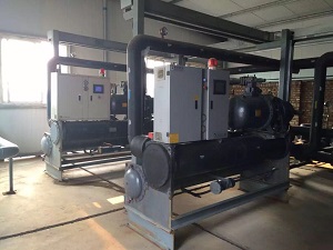 安徽風(fēng)冷式冷水機(jī)，工業(yè)風(fēng)冷式冷水機(jī)組