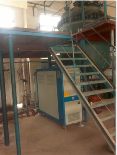 江蘇反應(yīng)釜導(dǎo)熱油加熱器，油加熱器系統(tǒng)，反應(yīng)釜油循環(huán)控溫系統(tǒng)